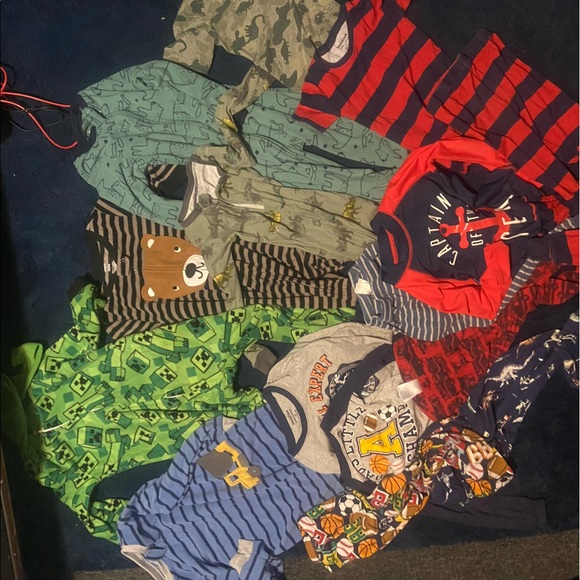 16 piece boys 5t pj lot - Picture 1 of 16